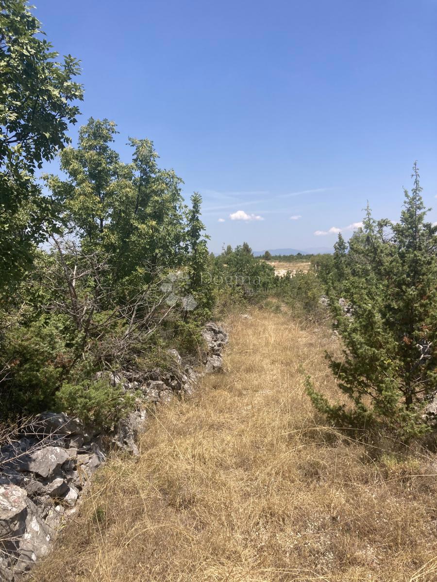 Terreno edificabile Rupe, Skradin, 16.500m2
