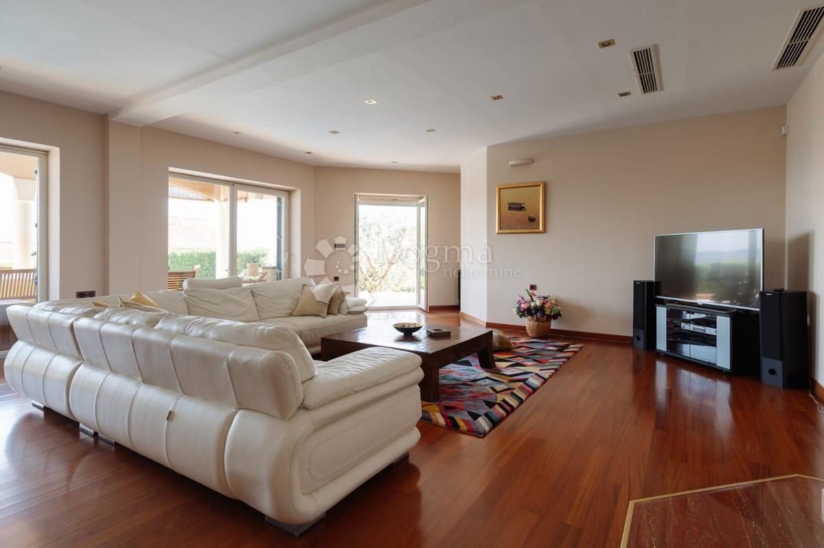 Casa Kožino, Zadar - Okolica, 880m2