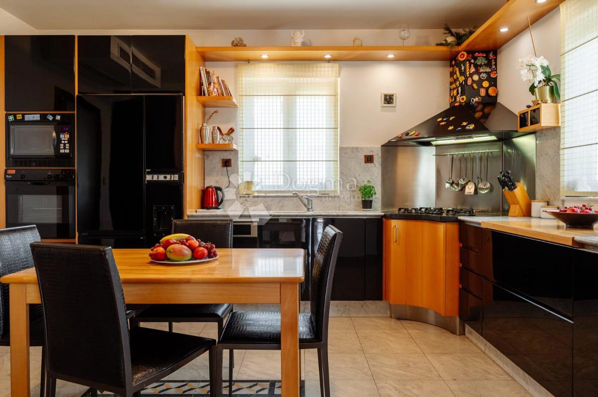 Casa Kožino, Zadar - Okolica, 880m2