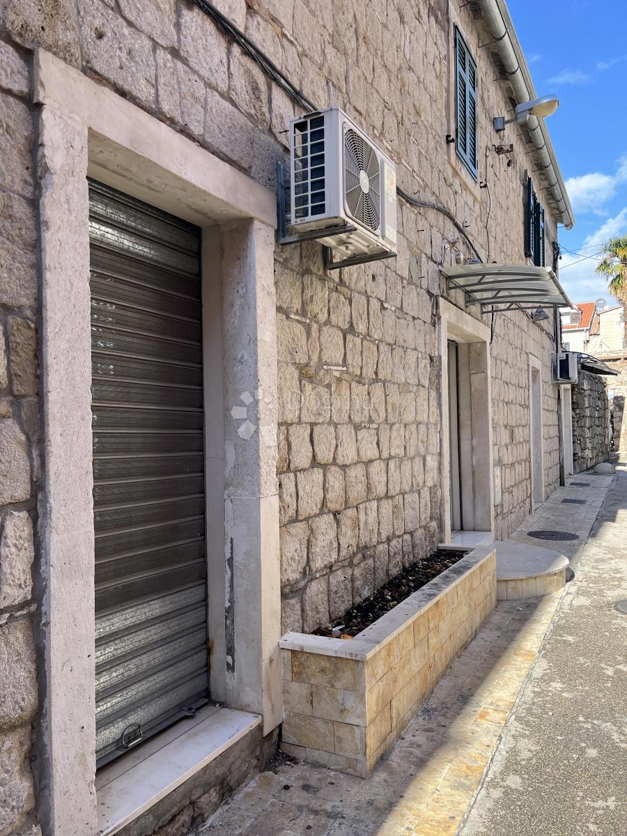 Locale commerciale Grad, Split, 138m2
