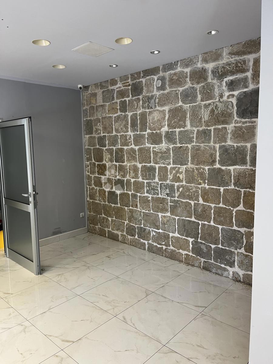 Locale commerciale Grad, Split, 138m2
