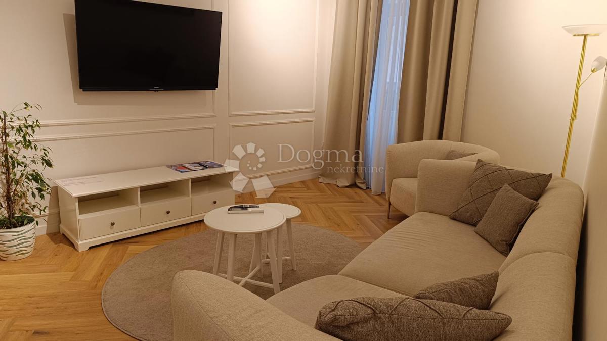 Allogio Centar, Rijeka, 85m2