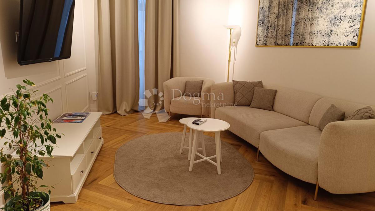 Allogio Centar, Rijeka, 85m2