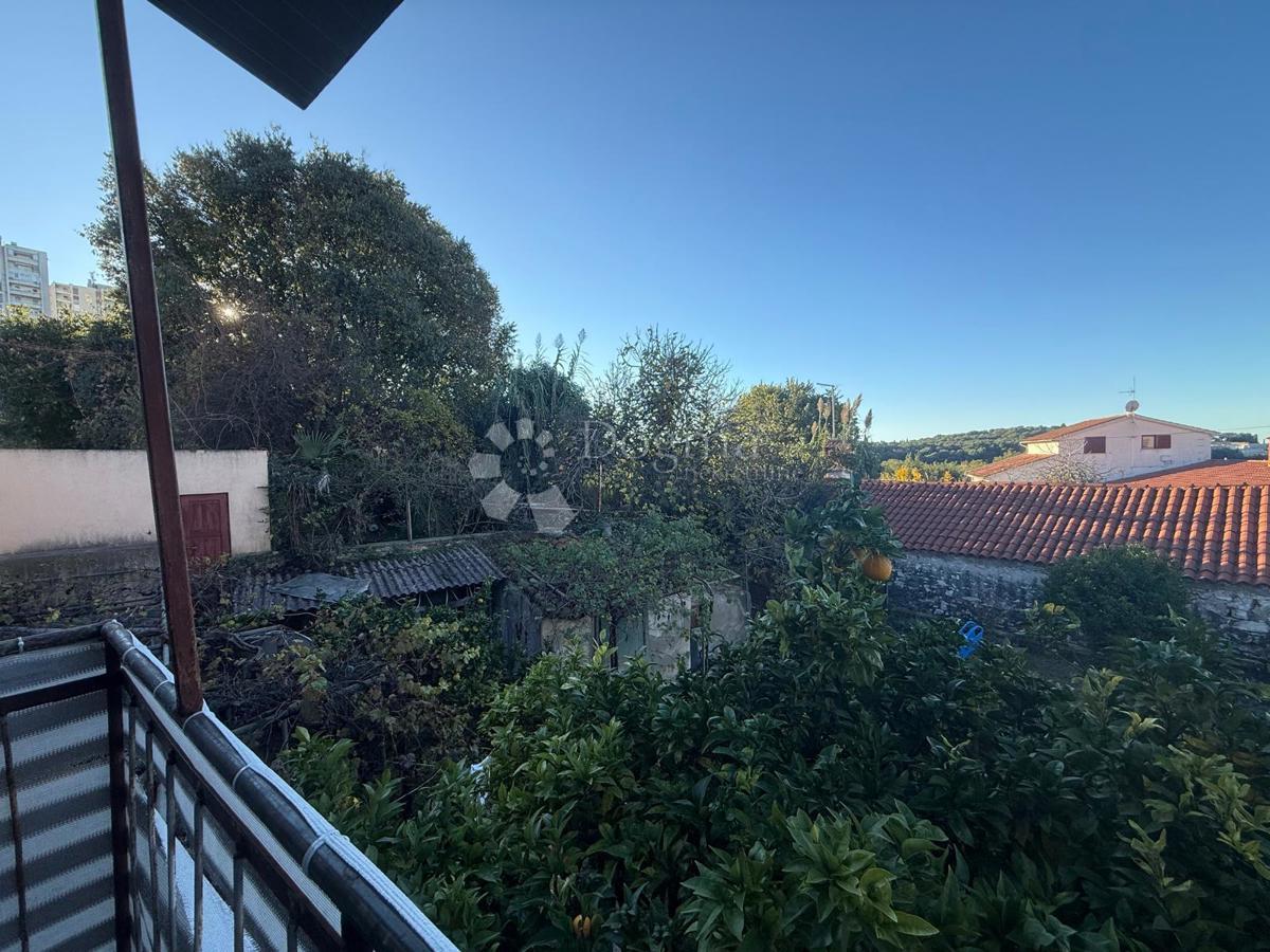 Casa indipendente con 2 appartamenti separati - VERUDA, PULA