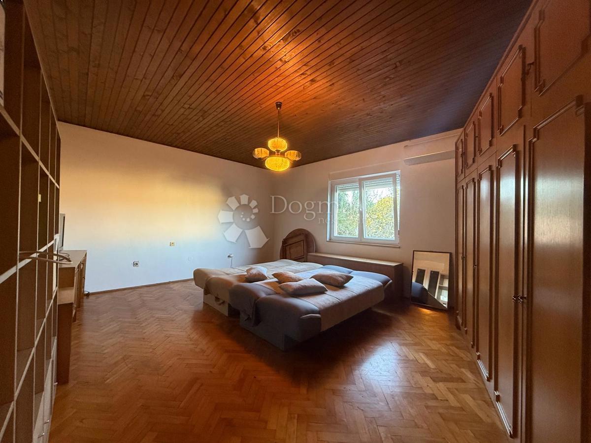 Casa indipendente con 2 appartamenti separati - VERUDA, PULA