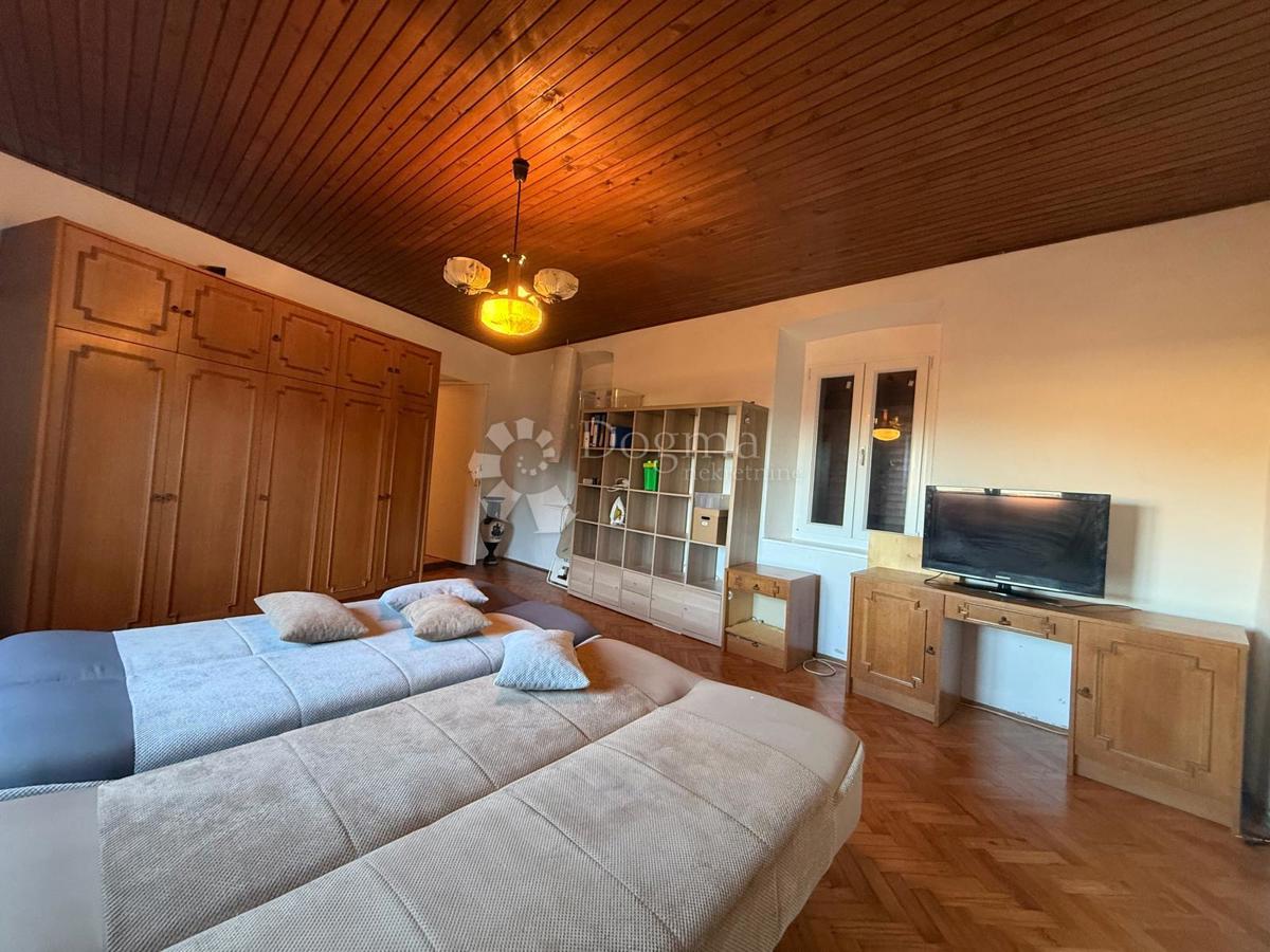 Casa indipendente con 2 appartamenti separati - VERUDA, PULA