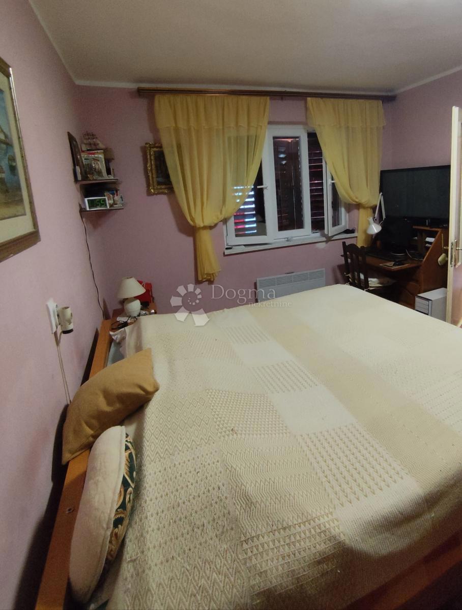 Allogio Baldekin, Šibenik, 58m2