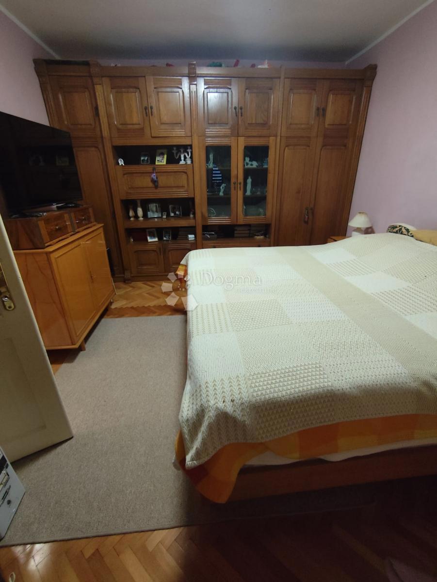 Allogio Baldekin, Šibenik, 58m2