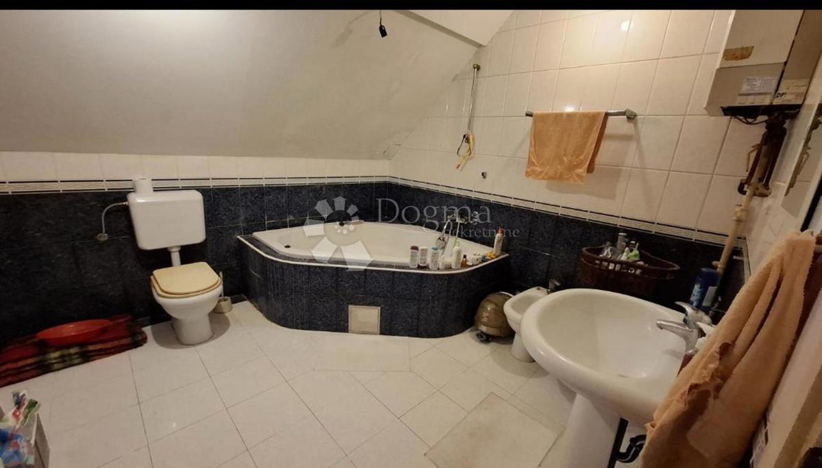 Allogio Remete, Maksimir, 64,39m2