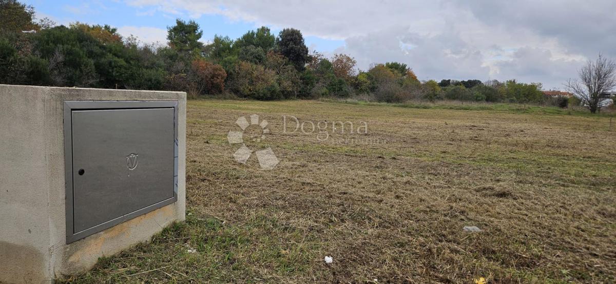 Terreno edificabile Štinjan, Pula, 601m2