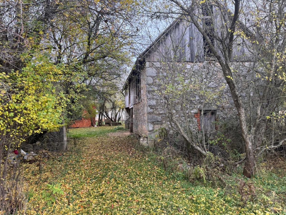 Terreno edificabile Čovići, Otočac, 10.001m2