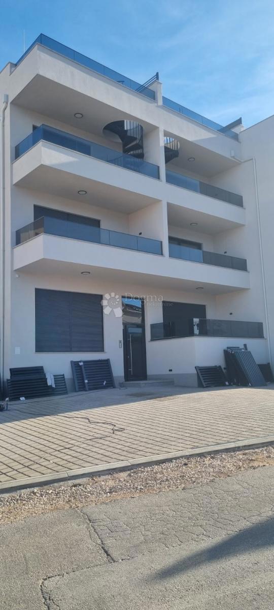 Allogio Okrug Gornji, Okrug, 61,02m2