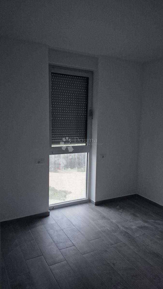 Appartamento con due camere da letto in un nuovo edificio a 1 km dal mare, superficie 54,47 m2