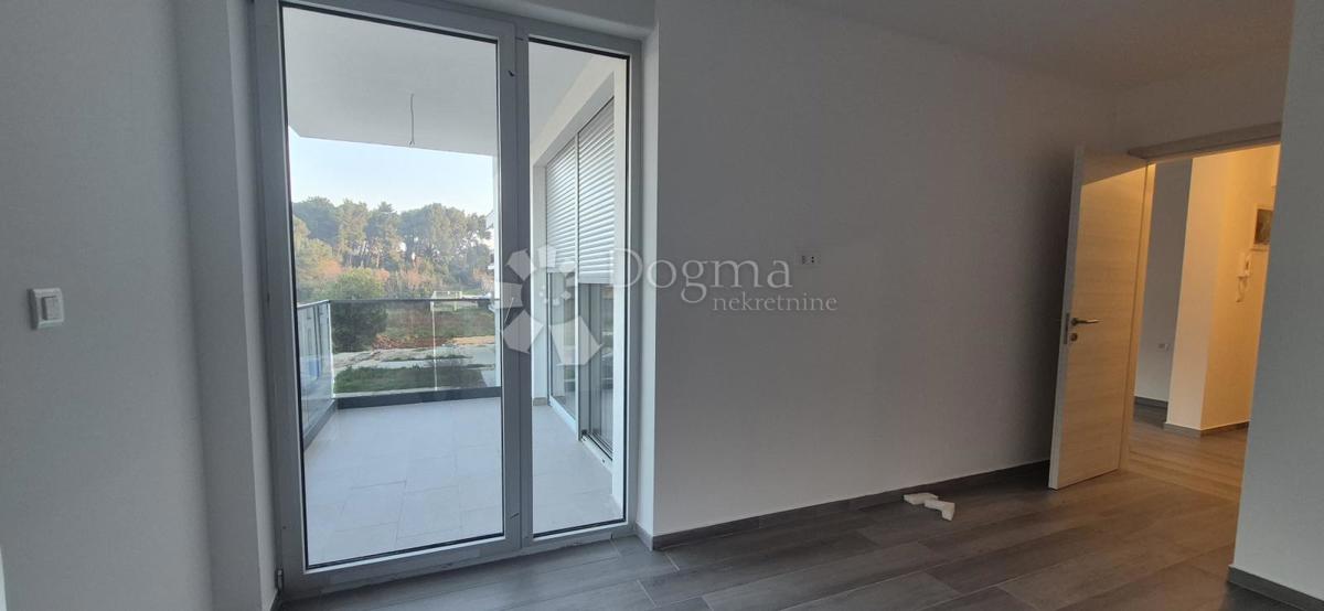 Appartamento con due camere da letto in un nuovo edificio a 1 km dal mare, superficie 54,47 m2