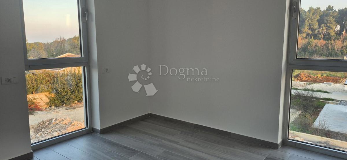 Appartamento con due camere da letto in un nuovo edificio a 1 km dal mare, superficie 54,47 m2