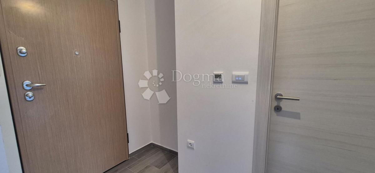 Appartamento con due camere da letto in un nuovo edificio a 1 km dal mare, superficie 54,47 m2