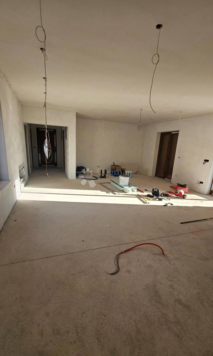 Casa Kaštelir, Kaštelir-Labinci, 190m2