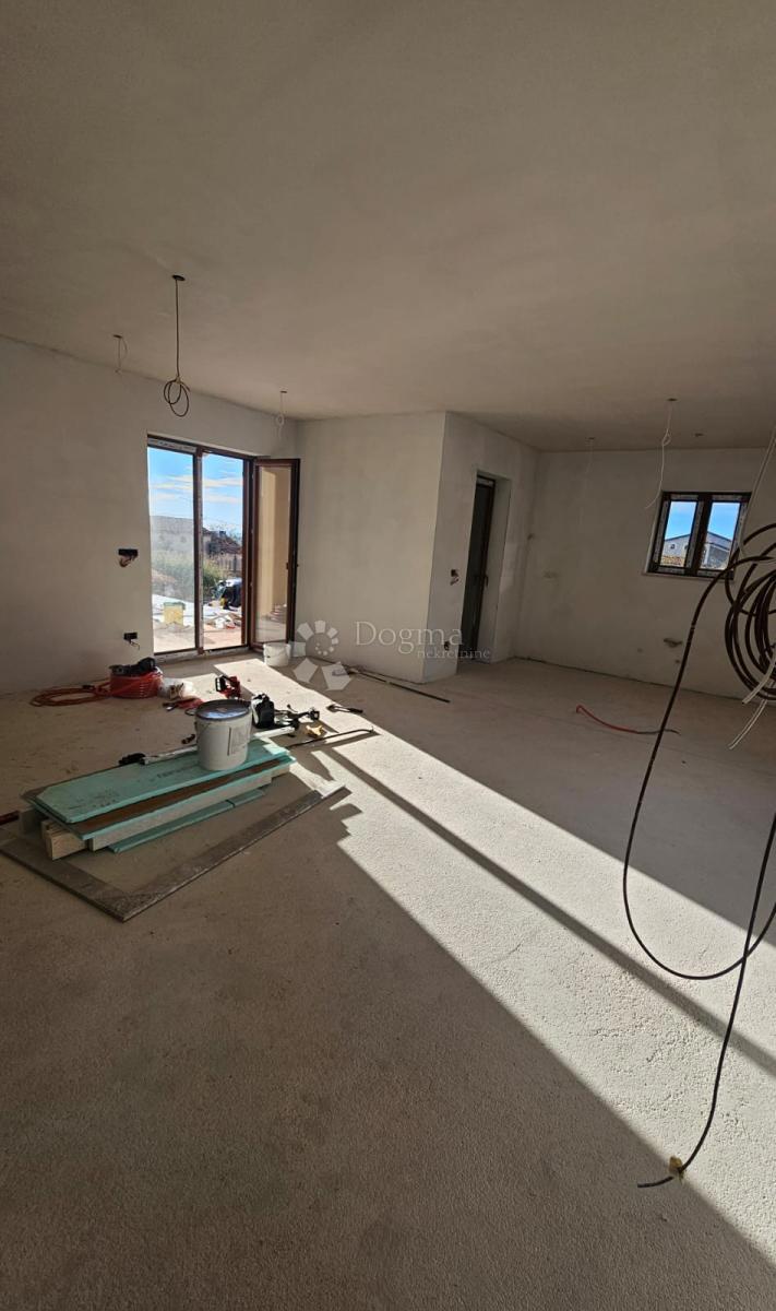 Casa Kaštelir, Kaštelir-Labinci, 190m2