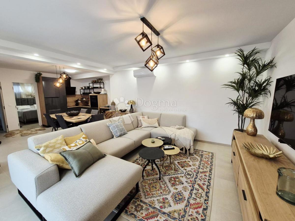 Allogio Mastrinka, Trogir - Okolica, 65m2