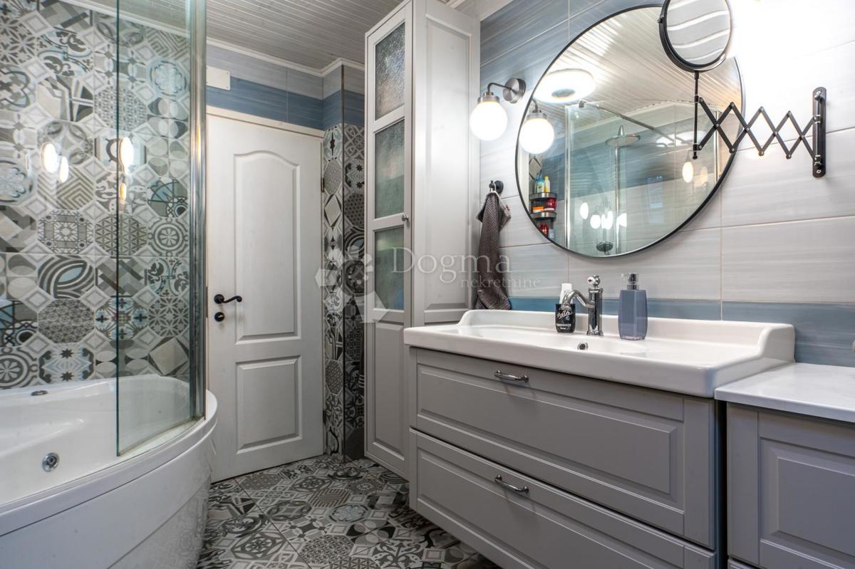 Allogio Belveder, Rijeka, 83m2