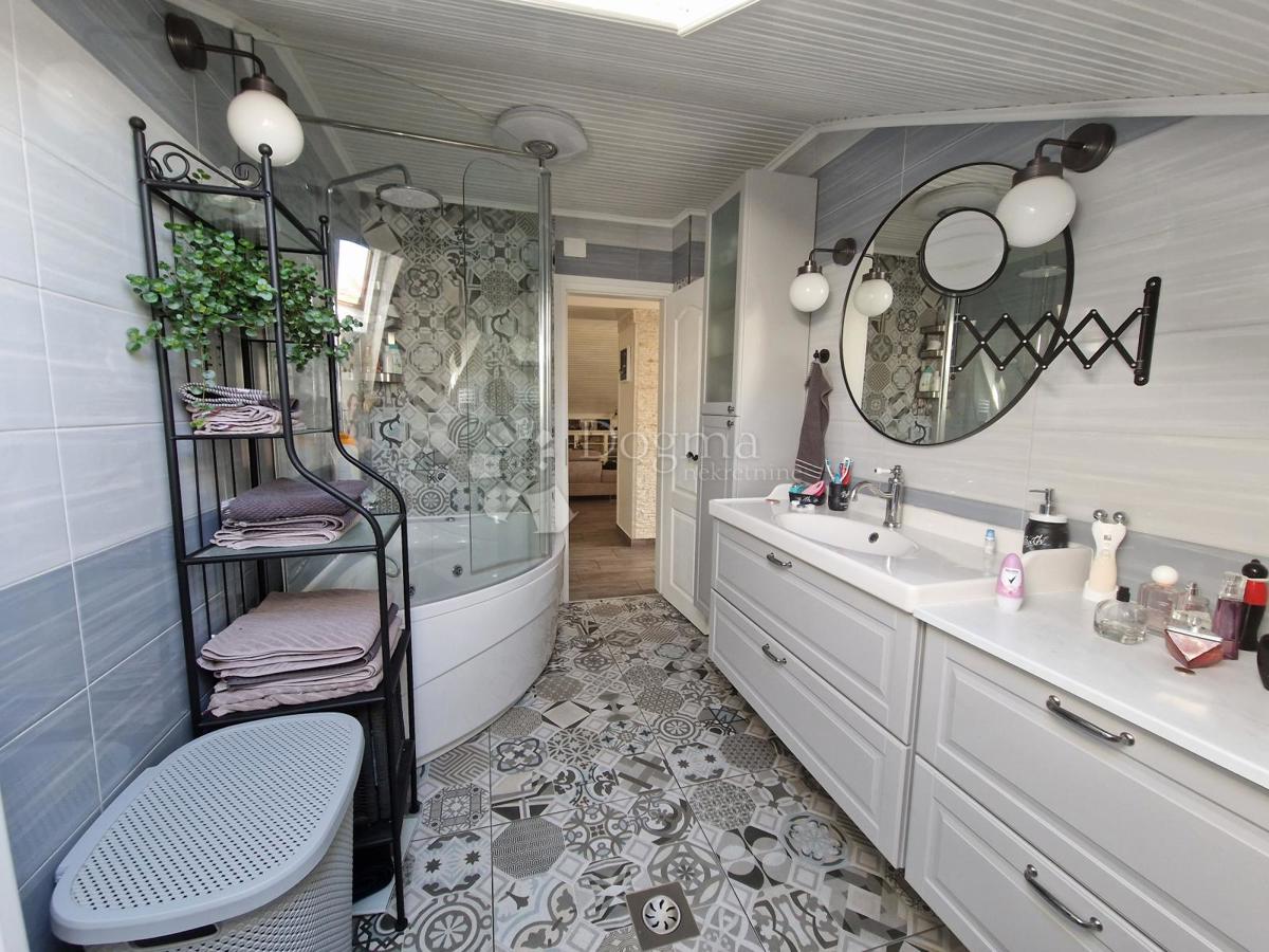 Allogio Belveder, Rijeka, 83m2