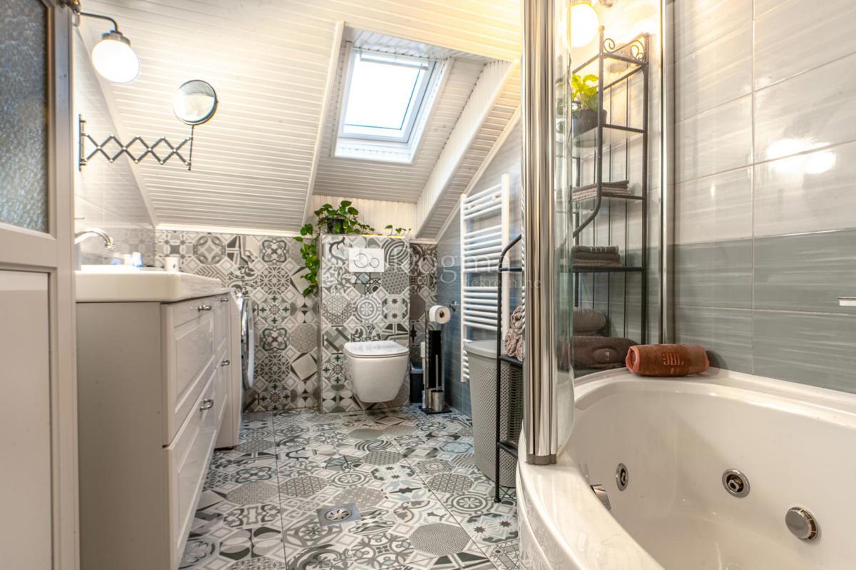 Allogio Belveder, Rijeka, 83m2