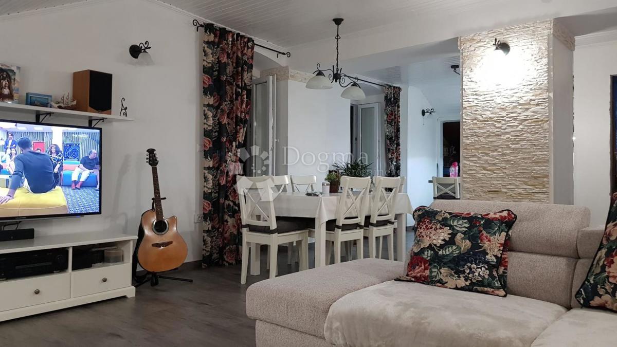 Allogio Belveder, Rijeka, 83m2