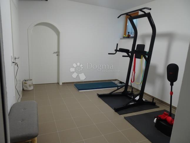 Casa Biograd na Moru, 216m2