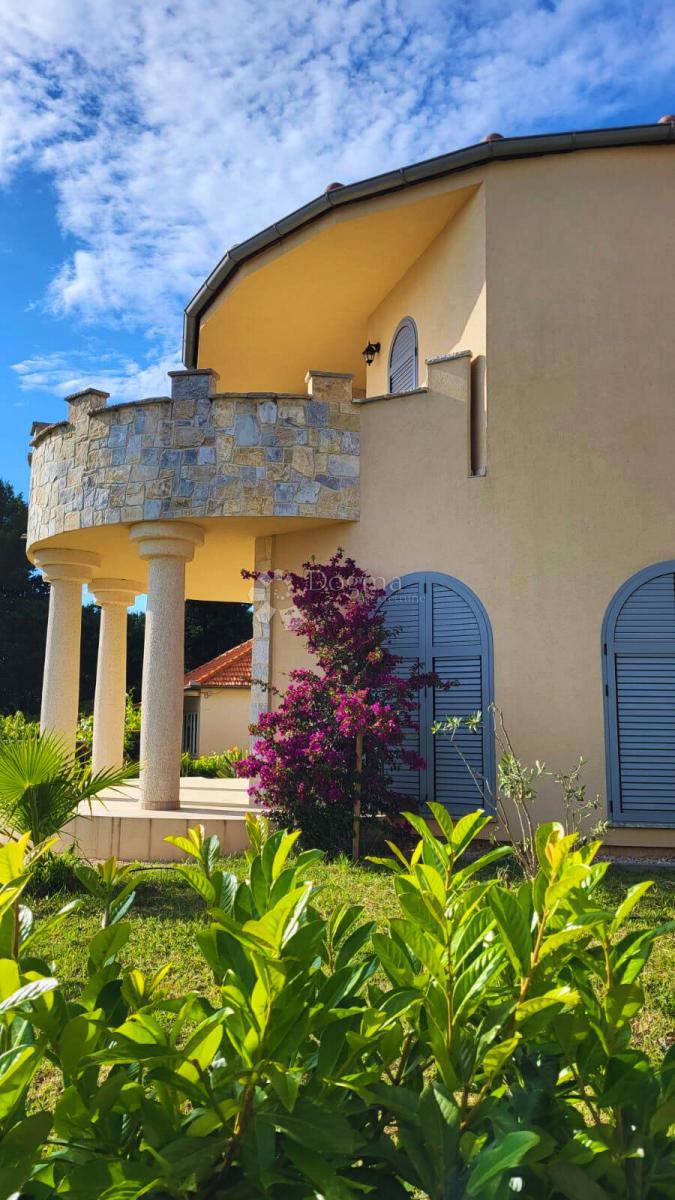 Casa Biograd na Moru, 216m2