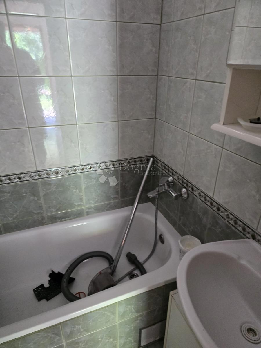 Casa Opatovac, Lovas, 148m2