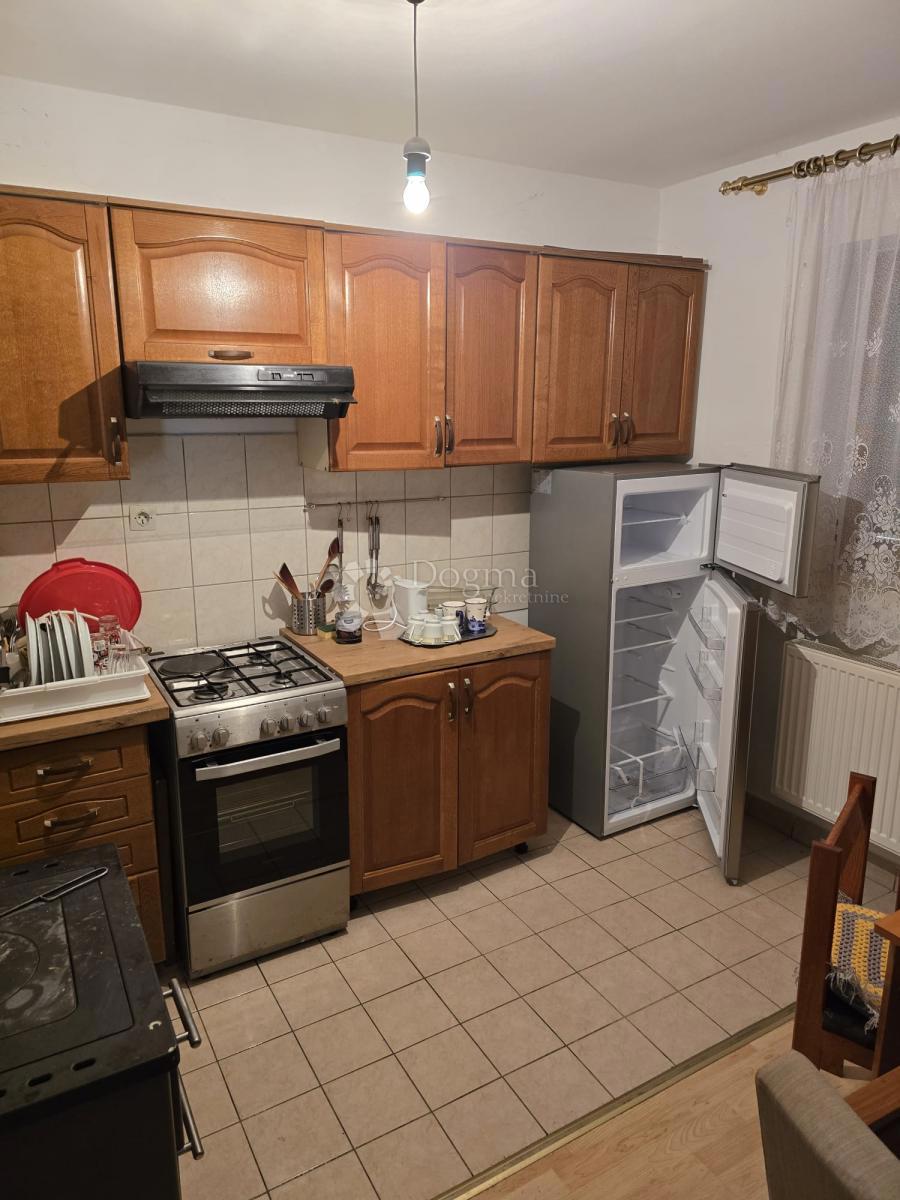 Casa Opatovac, Lovas, 148m2