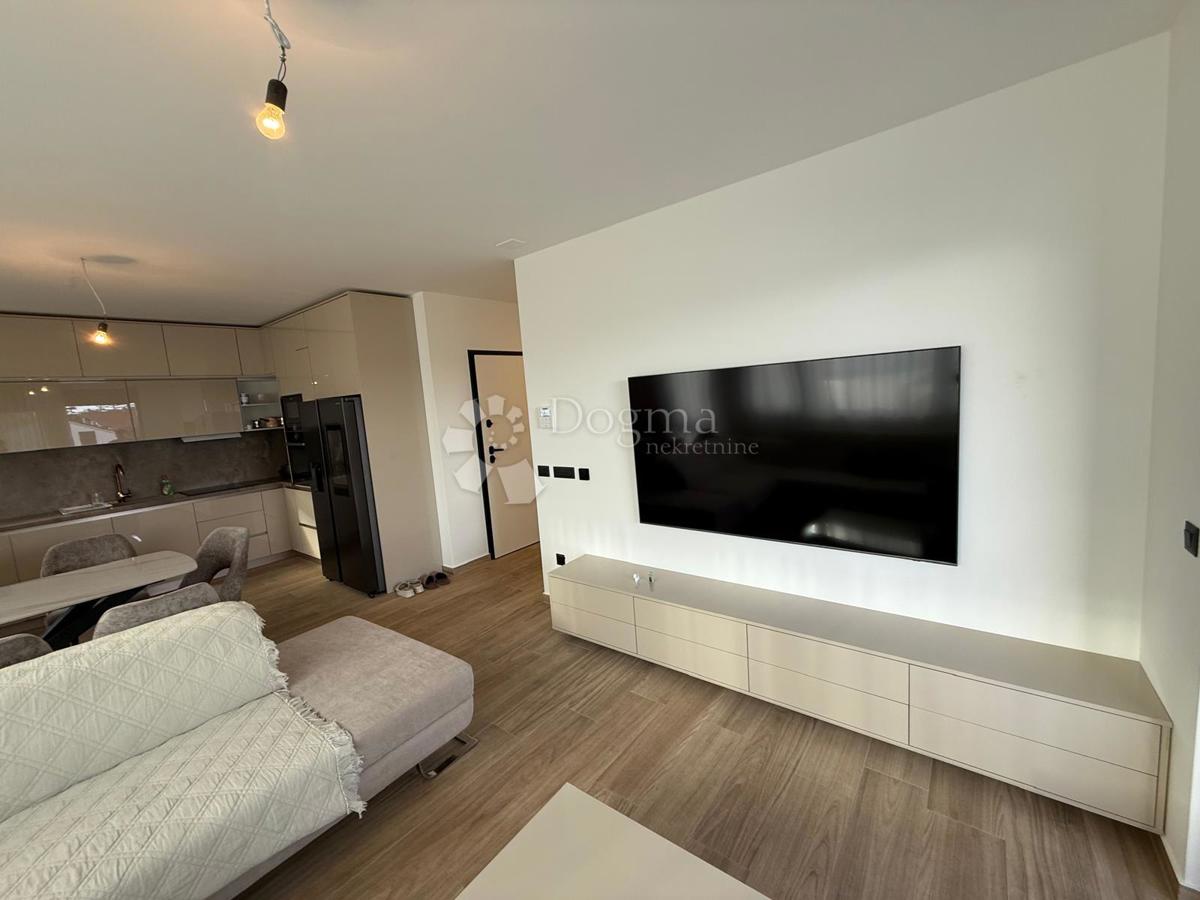 Appartamento Petrčane, Zadar - Okolica, 180m2