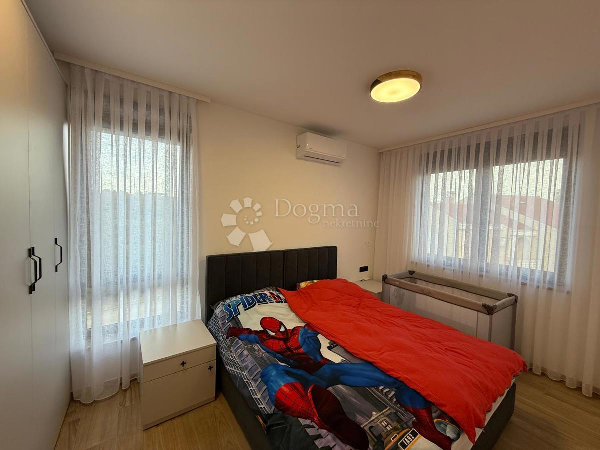 Appartamento Petrčane, Zadar - Okolica, 180m2