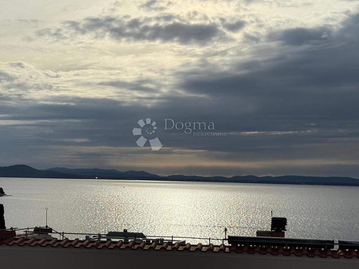 Appartamento Petrčane, Zadar - Okolica, 180m2