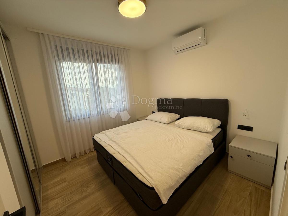 Appartamento Petrčane, Zadar - Okolica, 180m2