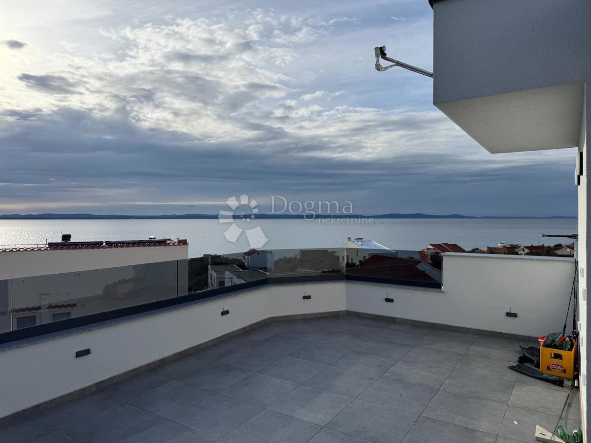 Appartamento Petrčane, Zadar - Okolica, 180m2