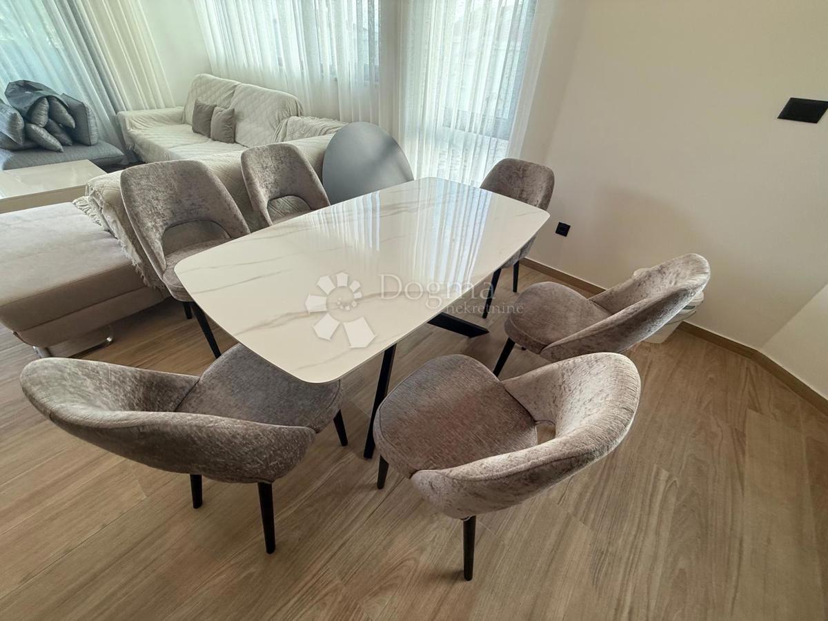 Appartamento Petrčane, Zadar - Okolica, 180m2