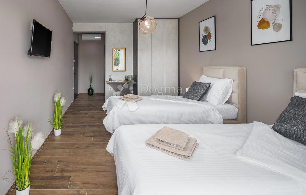 Casa Svetvinčenat, 308m2