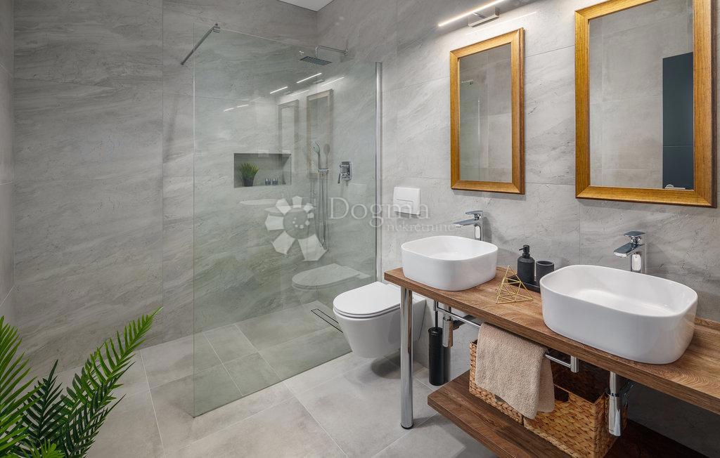 Casa Svetvinčenat, 308m2