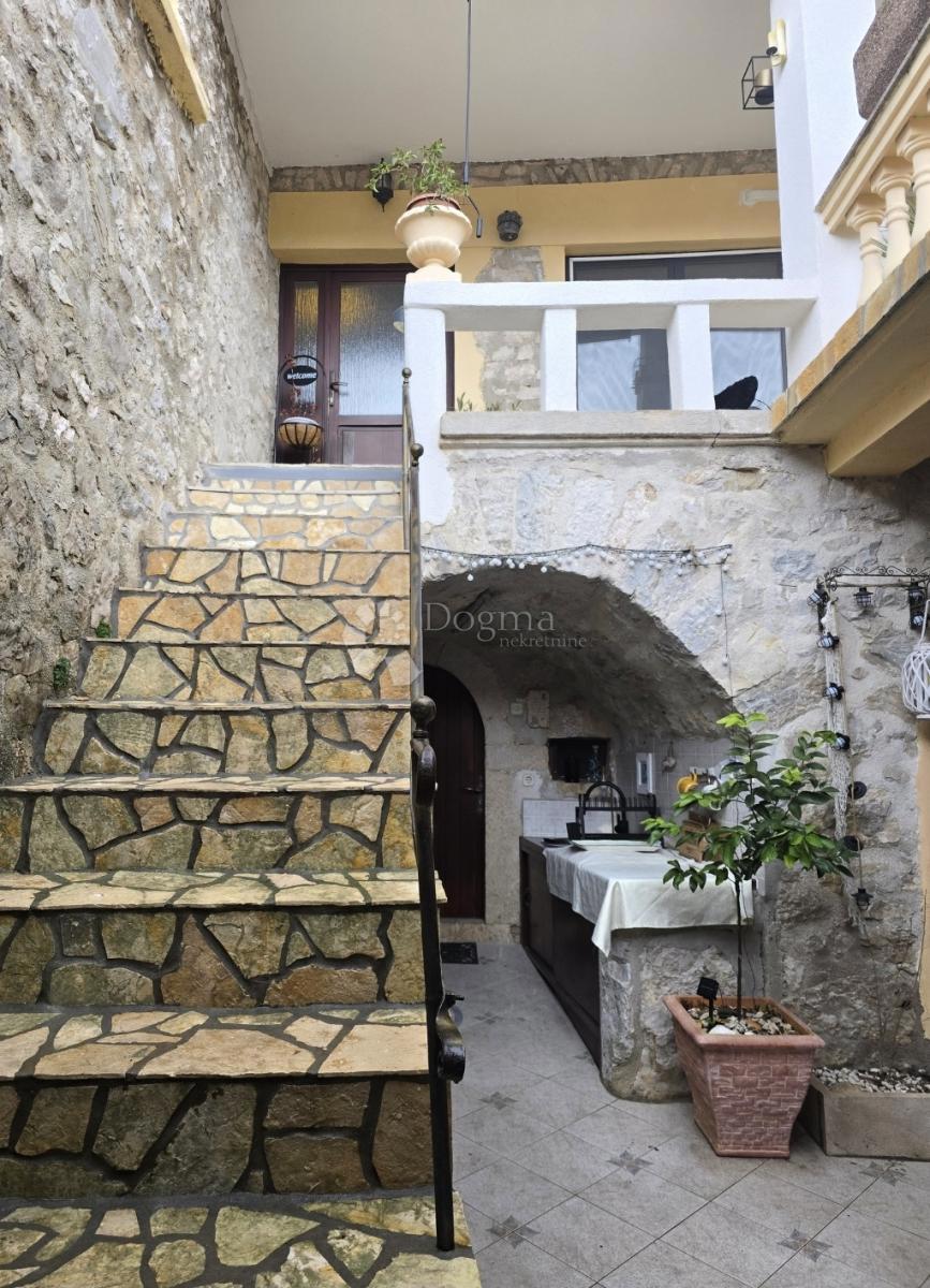 Casa Tribalj, Vinodolska Općina, 170m2