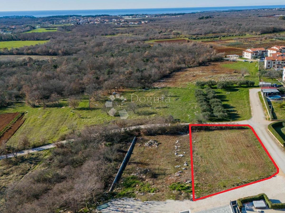 Terreno edificabile Poreč, 781m2
