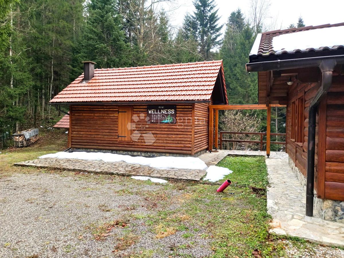 Vrbovsko, casa di montagna in una grande tenuta