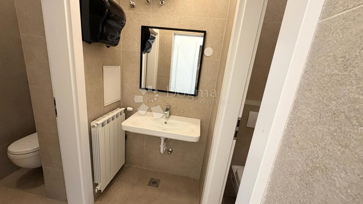 Locale commerciale Vrbani, Trešnjevka - Jug, 119,60m2