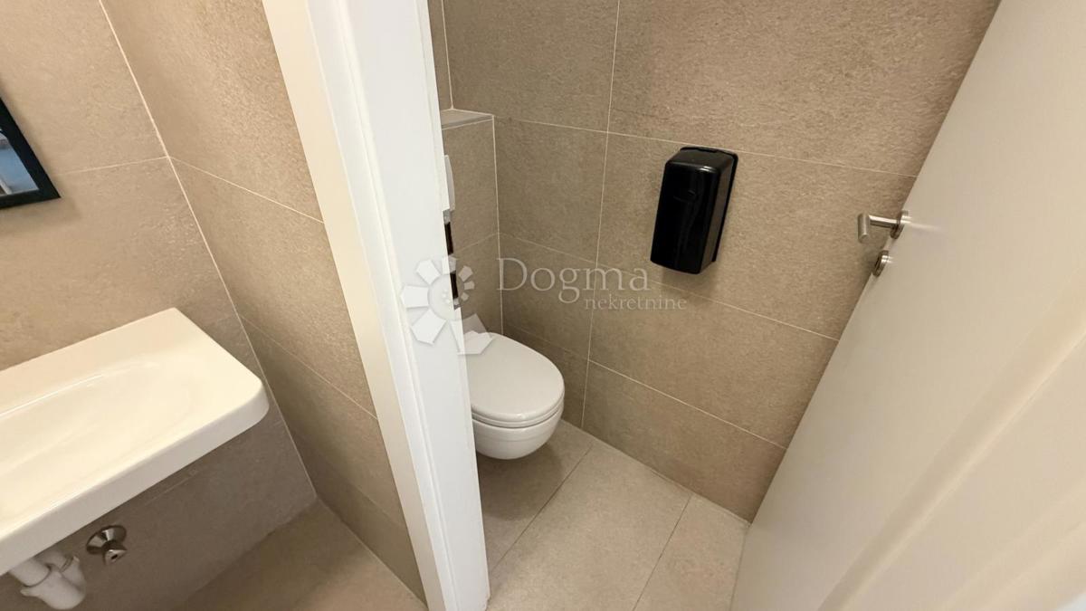 Locale commerciale Vrbani, Trešnjevka - Jug, 119,60m2