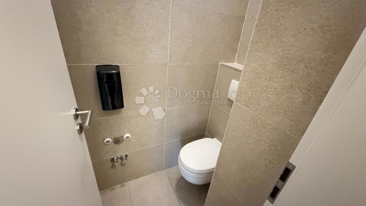 Locale commerciale Vrbani, Trešnjevka - Jug, 119,60m2