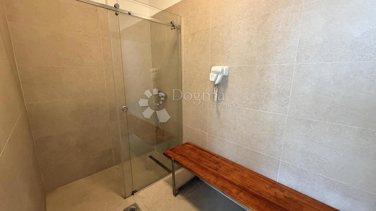 Locale commerciale Vrbani, Trešnjevka - Jug, 119,60m2