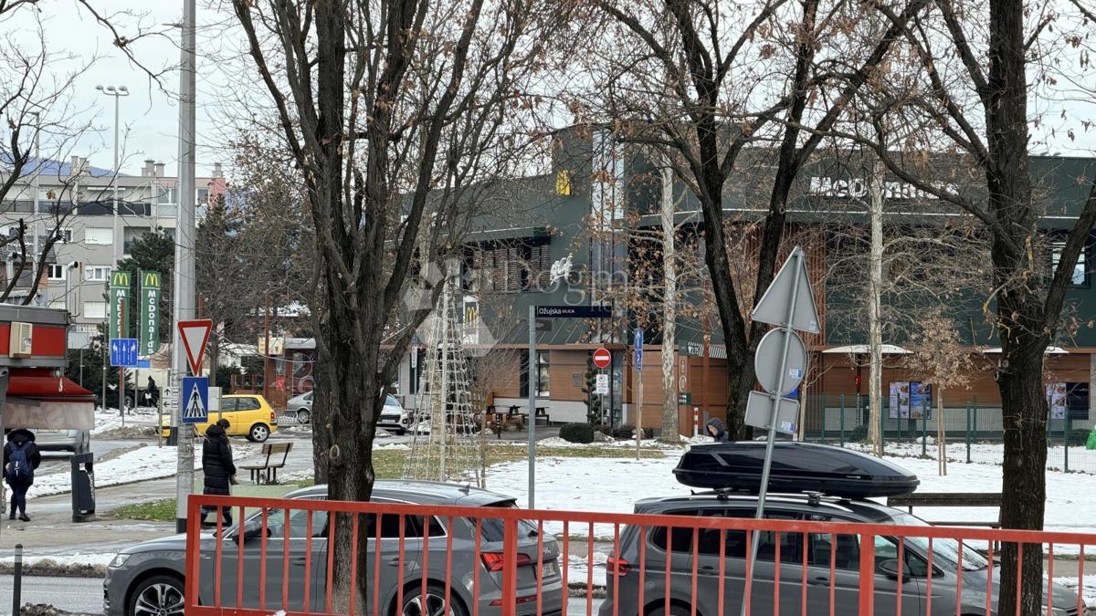 Locale commerciale Vrbani, Trešnjevka - Jug, 119,60m2