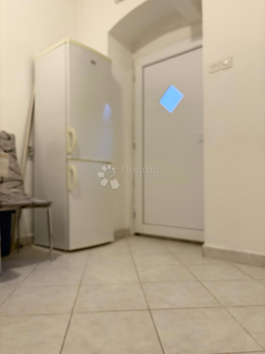 Allogio Kantrida, Rijeka, 30,20m2