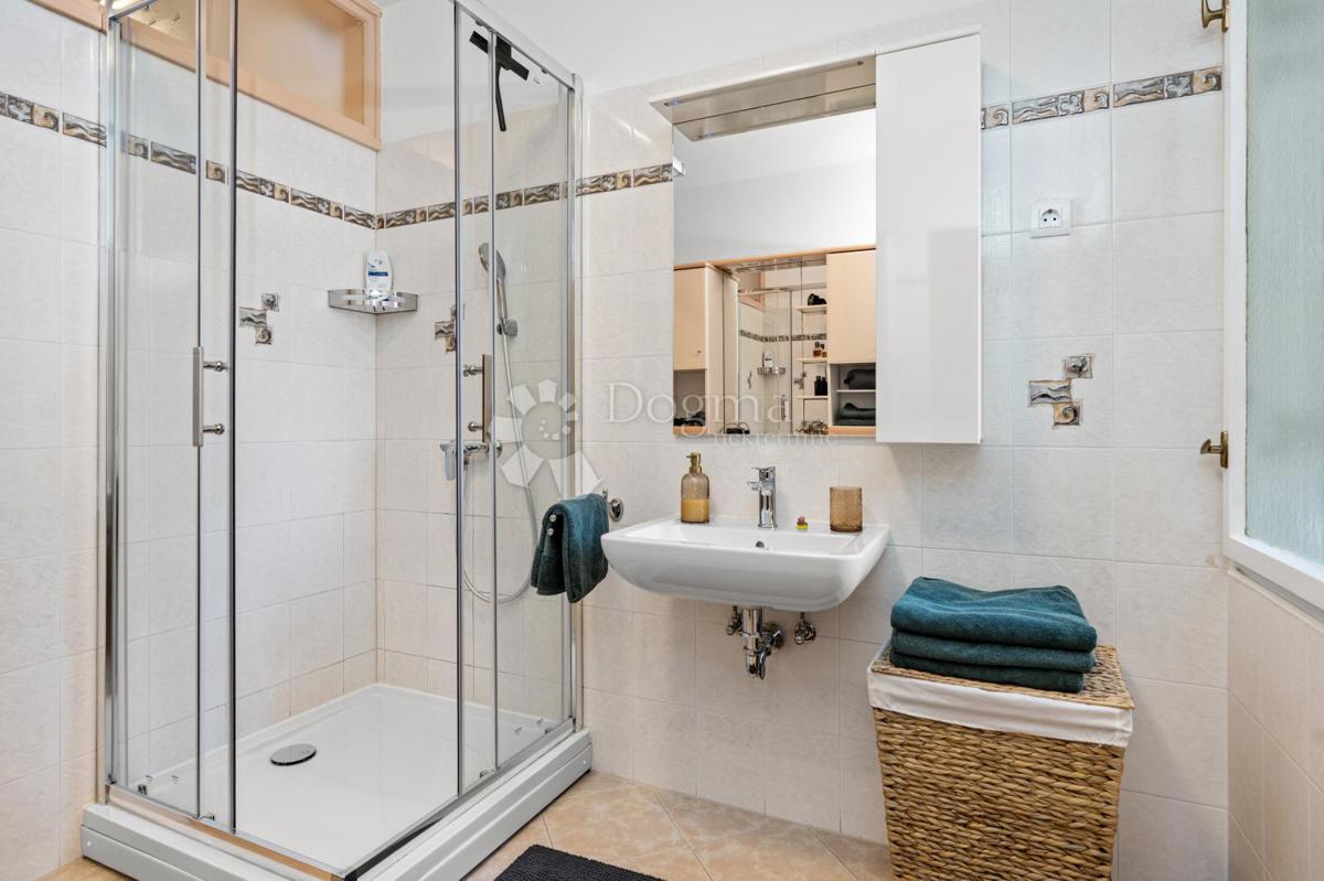 Allogio Sv. Polikarp / Sisplac, Pula, 157m2