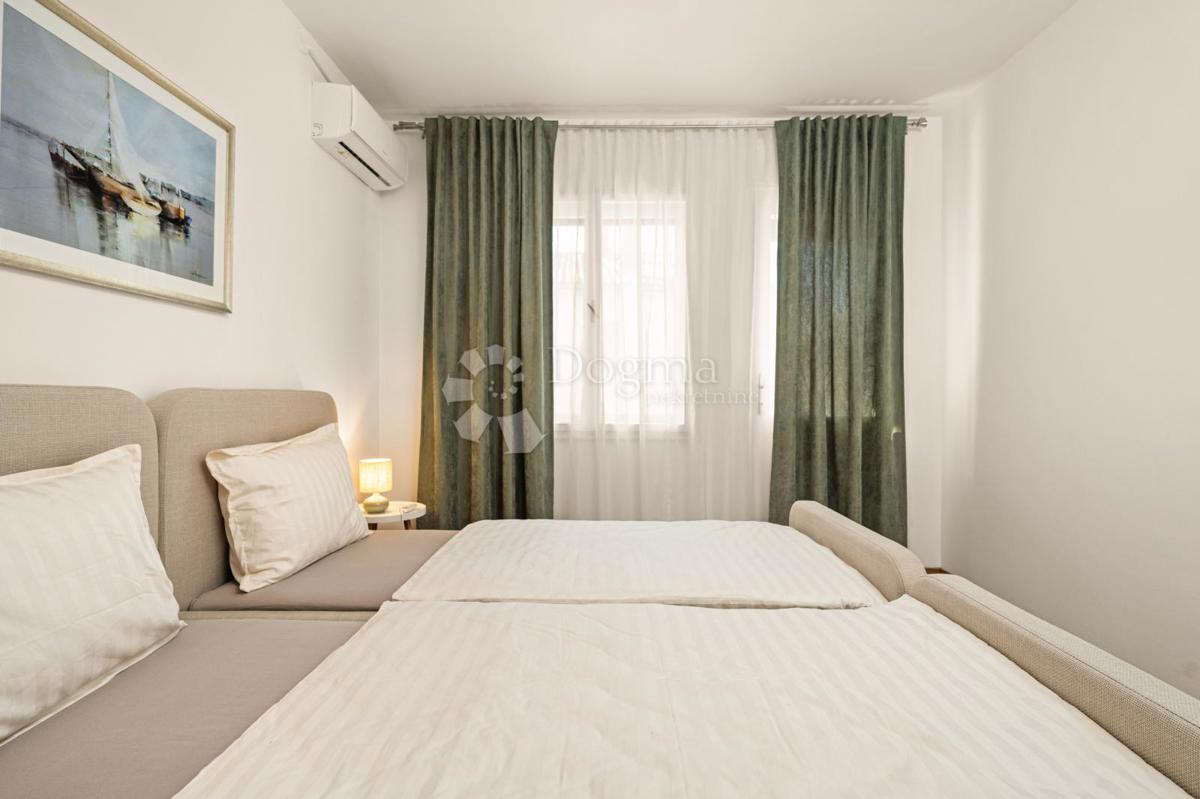 Allogio Sv. Polikarp / Sisplac, Pula, 157m2